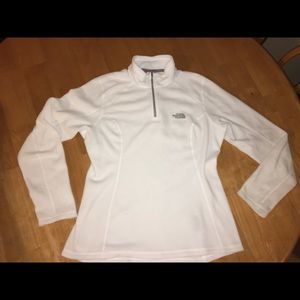 NORTH FACE fleece pullover!